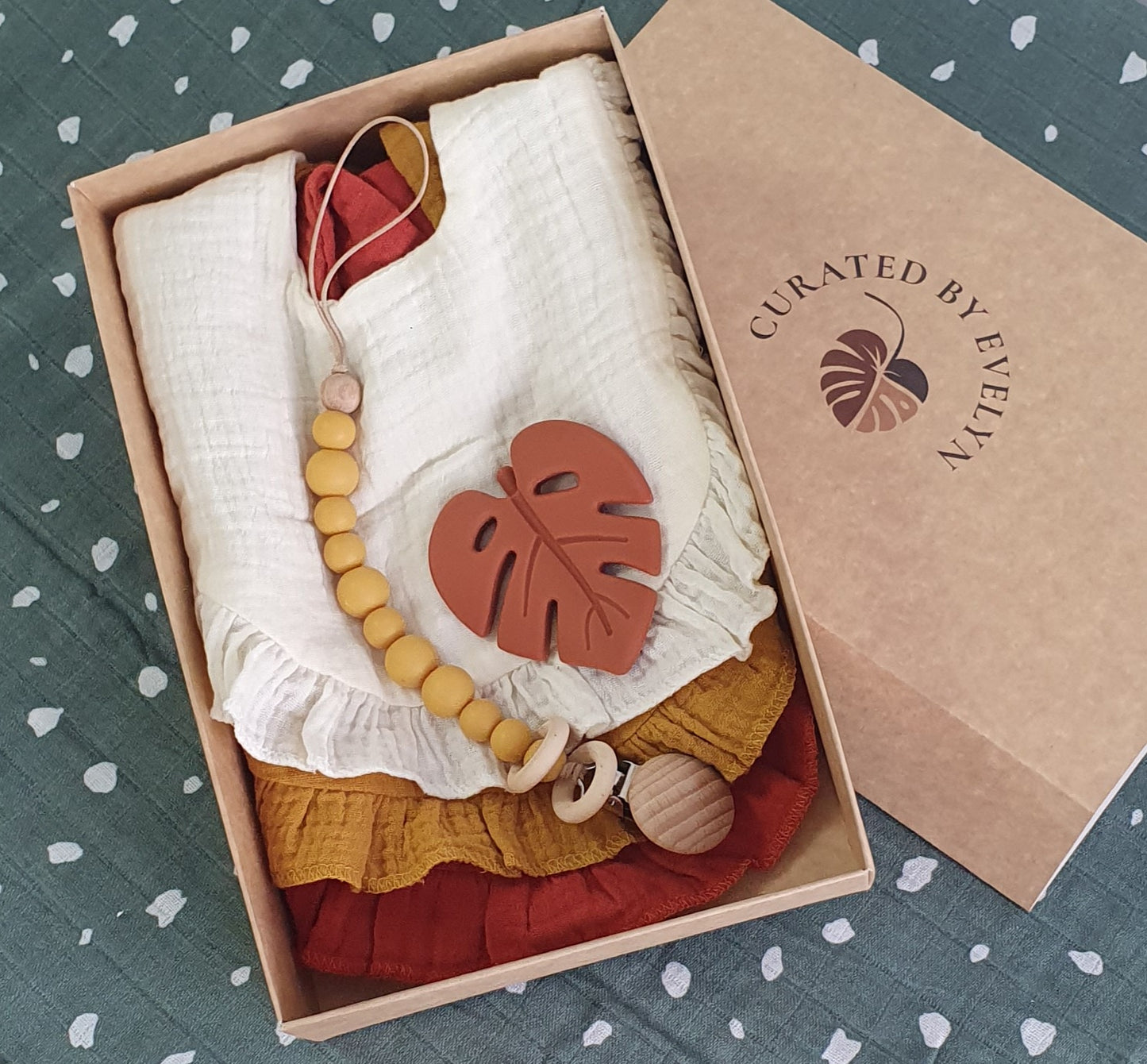 The Bib Set