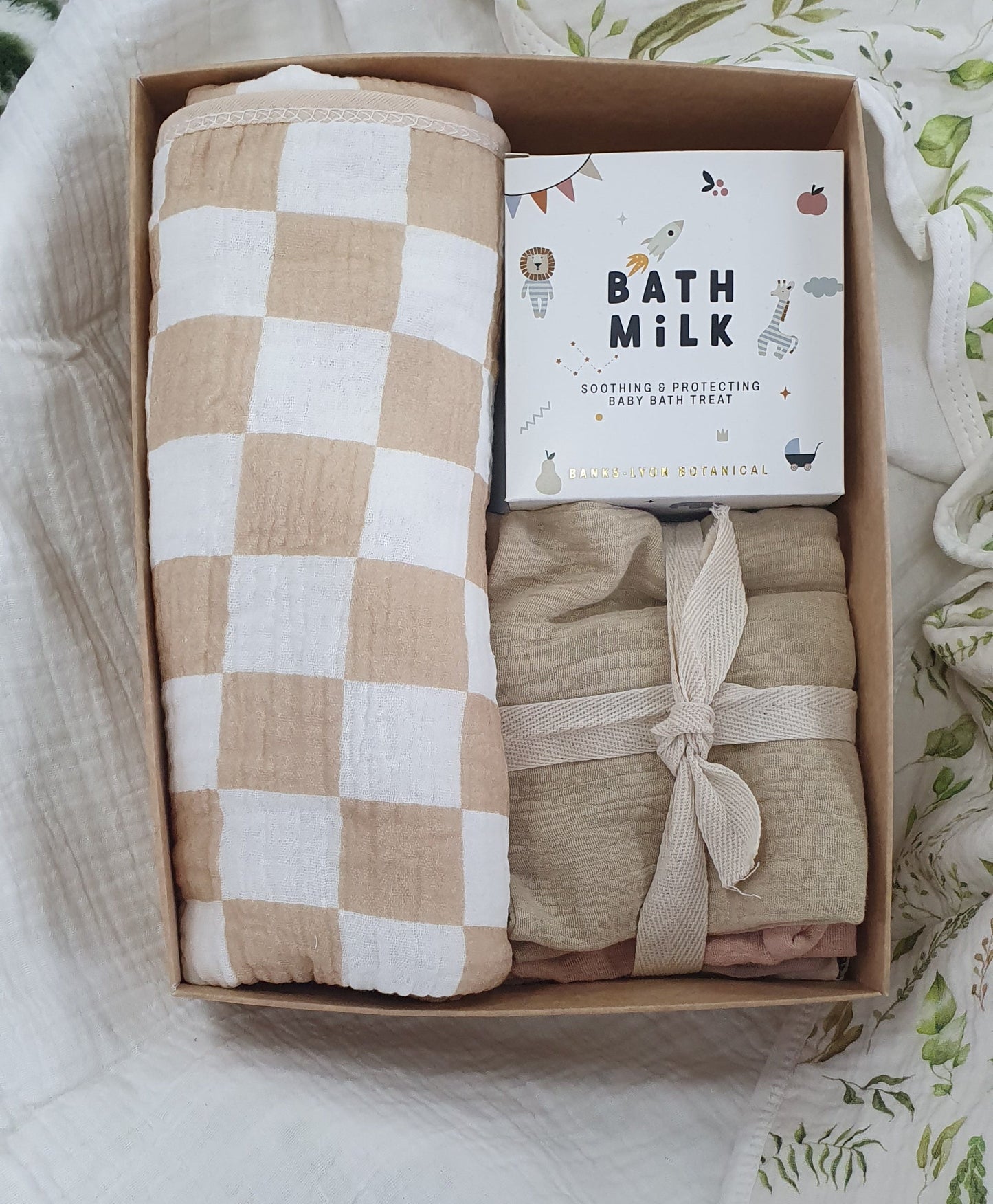 Babys first bath set