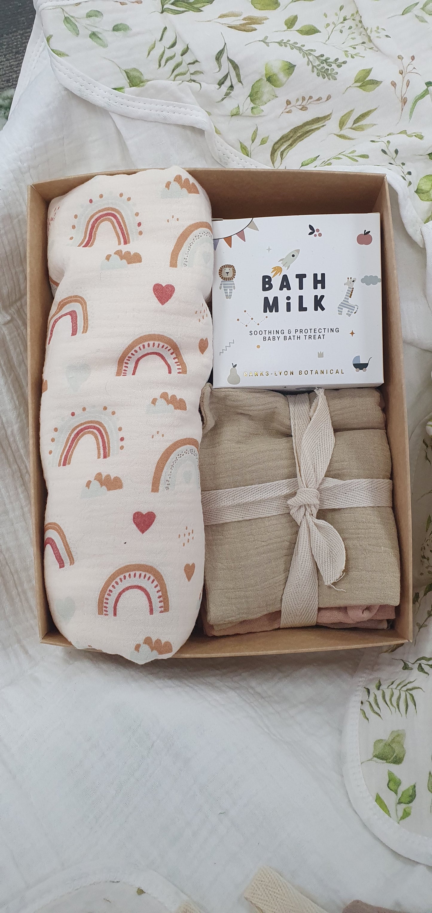 Babys first bath set